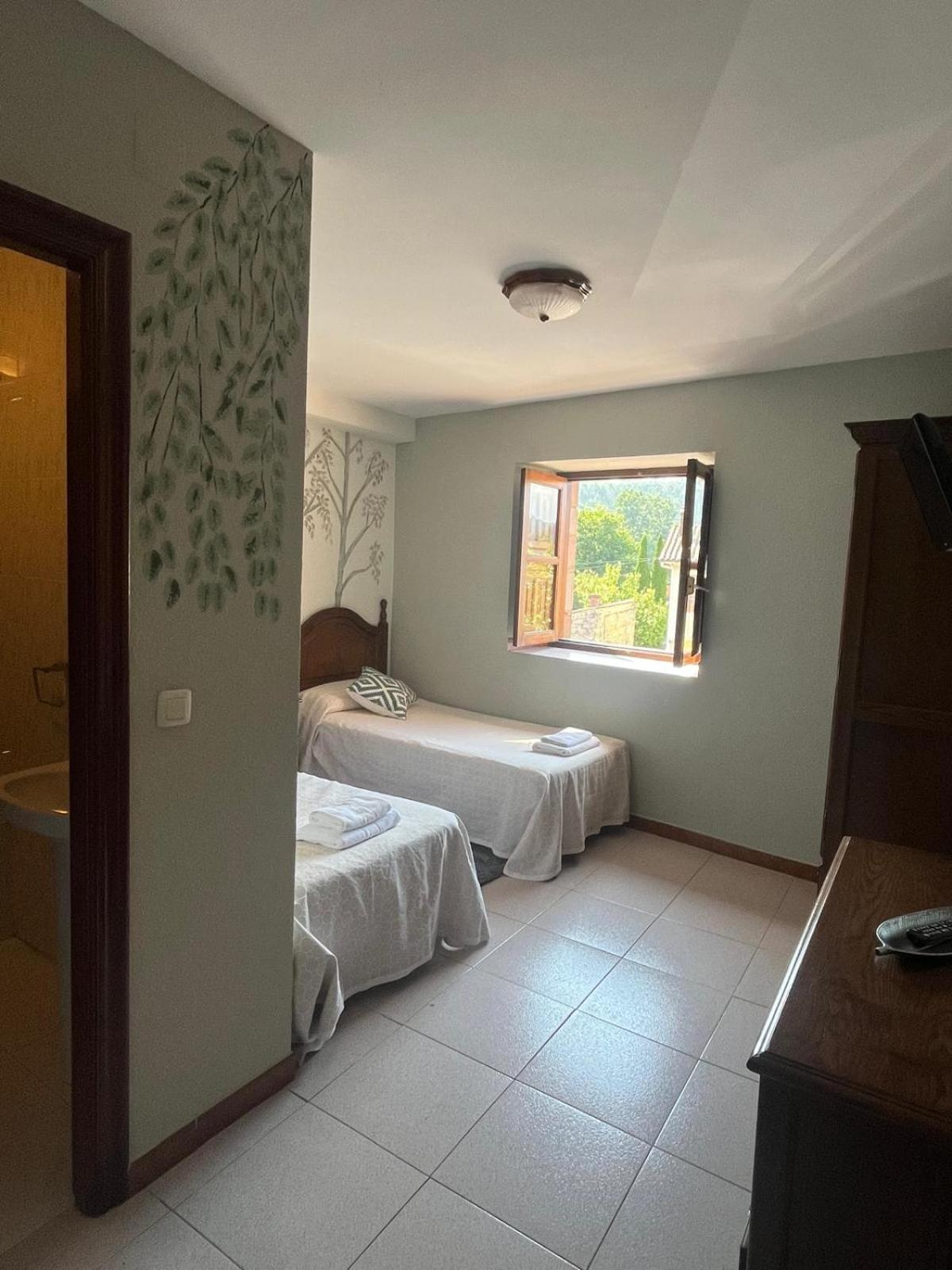 El Pucheru 4 Almas Hotel Barcenaciones Ngoại thất bức ảnh