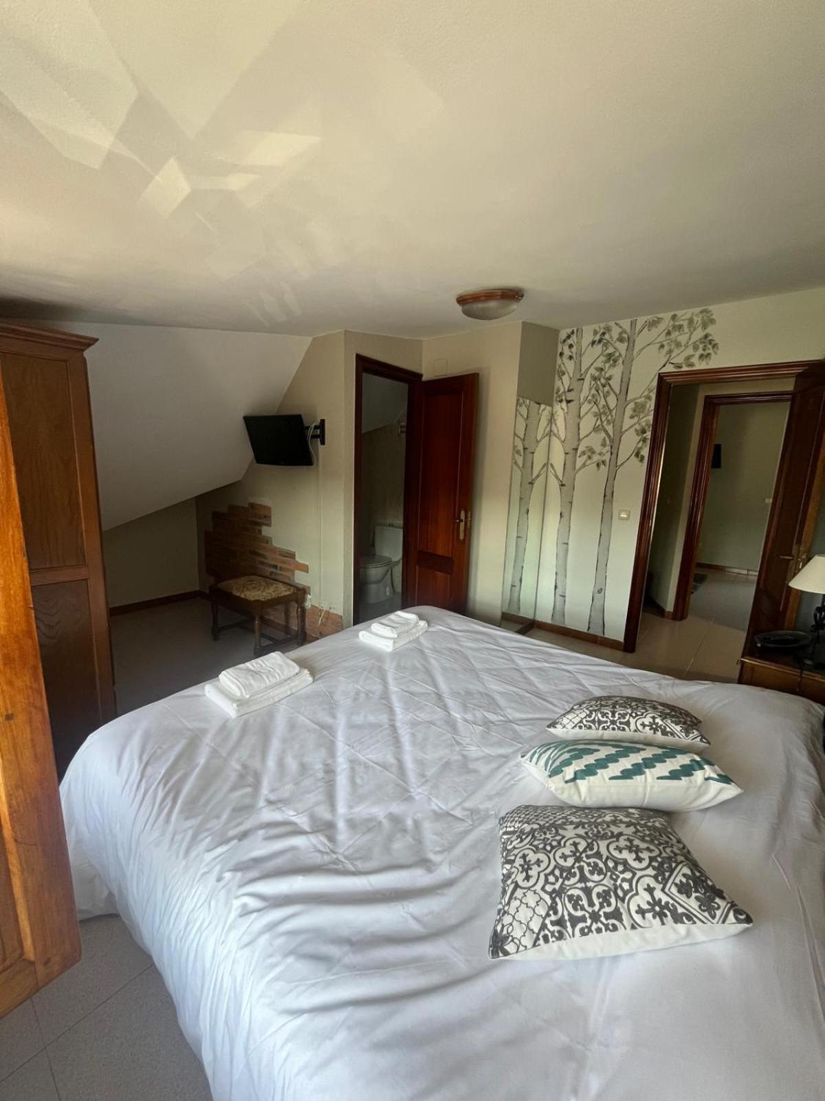 El Pucheru 4 Almas Hotel Barcenaciones Ngoại thất bức ảnh